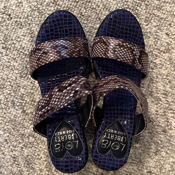 Brand new shoes - Picture 4 of 5